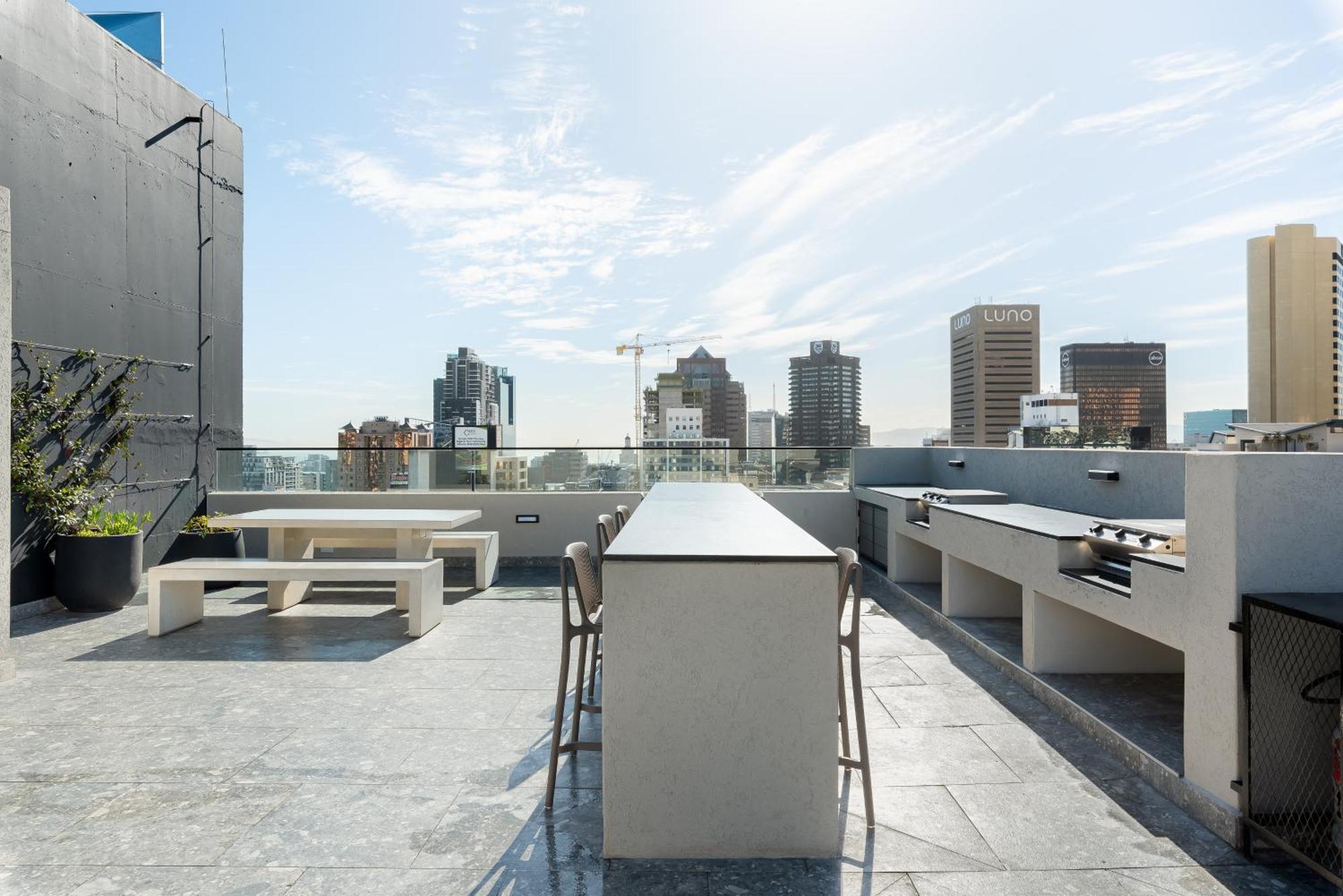 The Tokyo Aparthotel By Totalstay Cape Town Ngoại thất bức ảnh