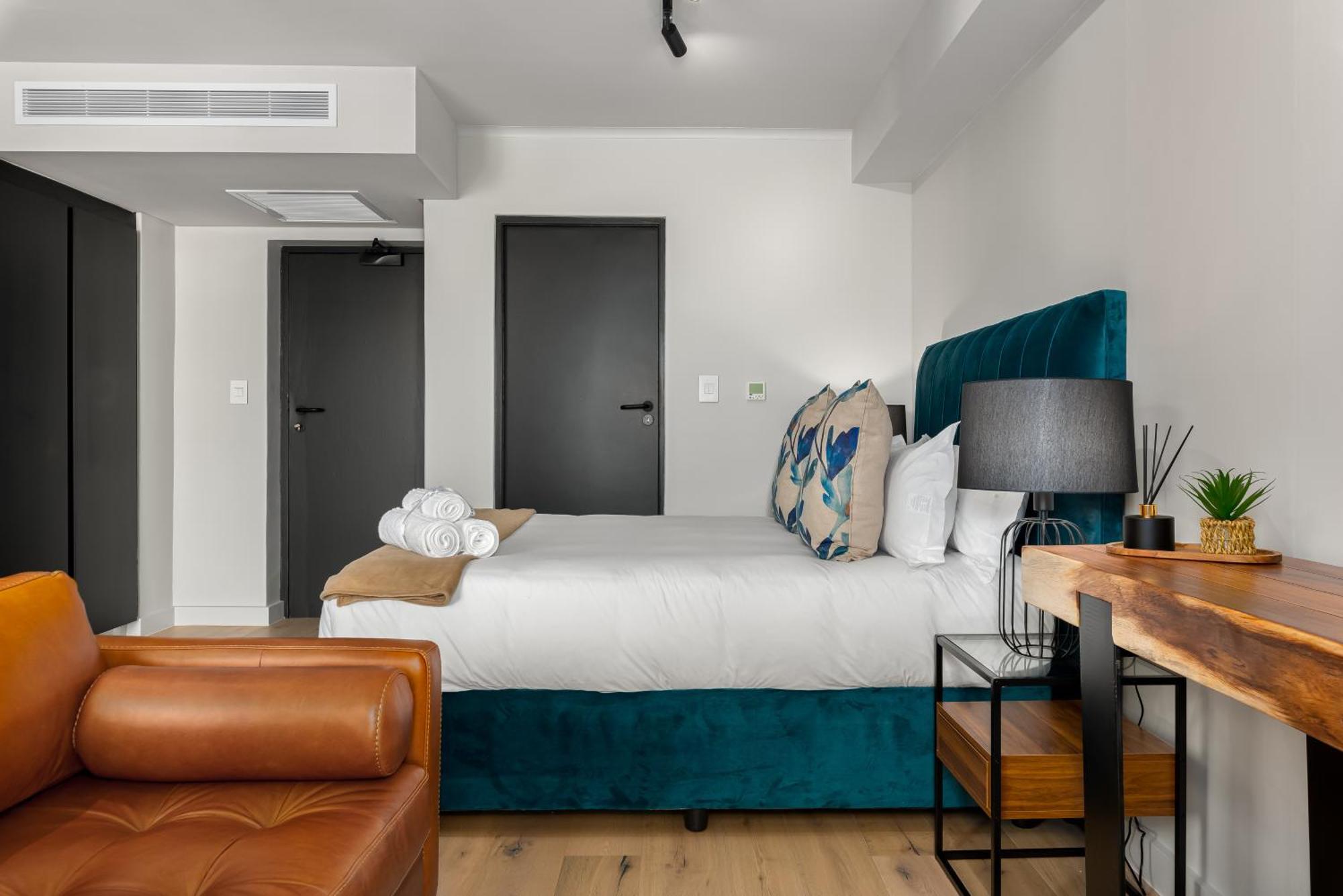 The Tokyo Aparthotel By Totalstay Cape Town Ngoại thất bức ảnh