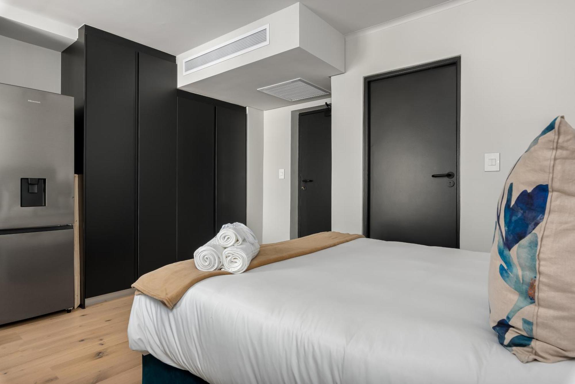 The Tokyo Aparthotel By Totalstay Cape Town Ngoại thất bức ảnh