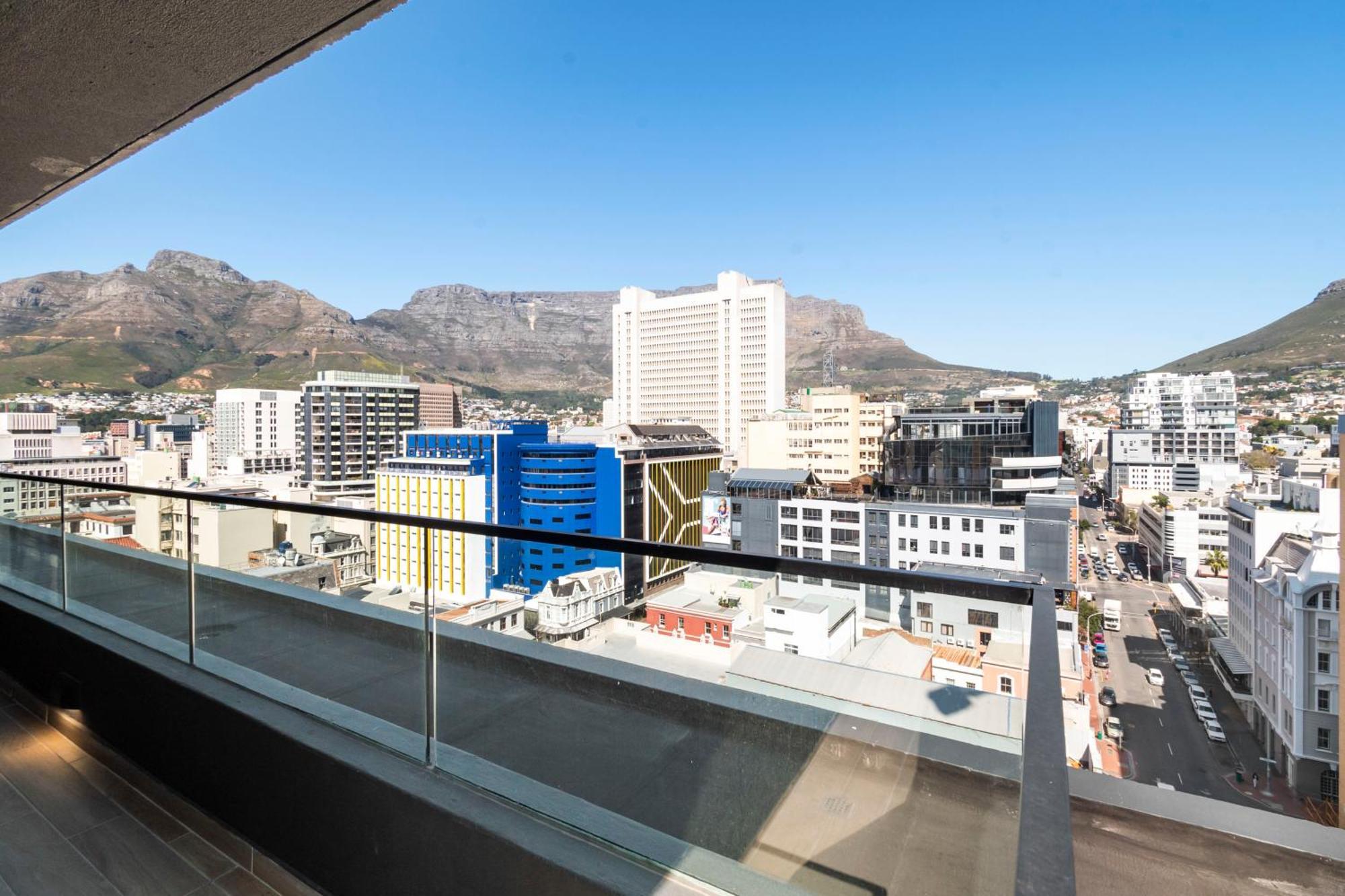 The Tokyo Aparthotel By Totalstay Cape Town Ngoại thất bức ảnh